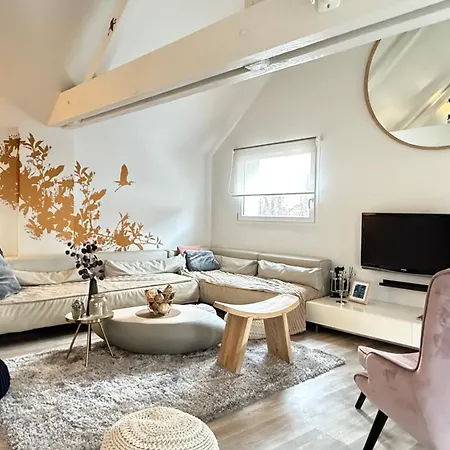 Casa de Férias Maison Cathedrale - Ancien Atelier D'artiste Contemporain Nordhouse