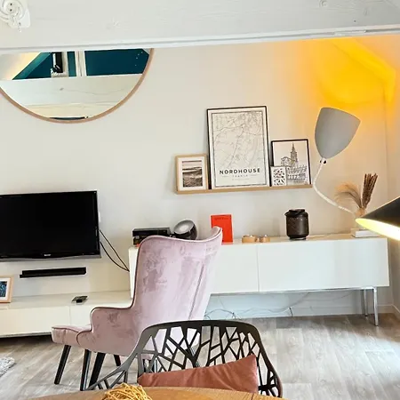 Maison Cathedrale - Ancien Atelier D'artiste Contemporain Nordhouse