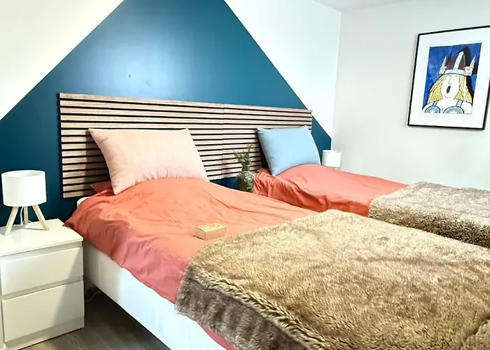 Maison Cathedrale - Ancien Atelier D'artiste Contemporain Vakantiehuis *