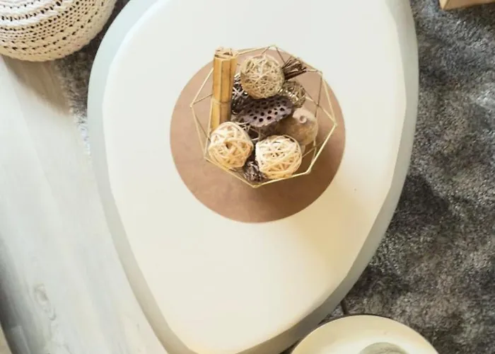 Maison Cathedrale - Ancien Atelier D'artiste Contemporain