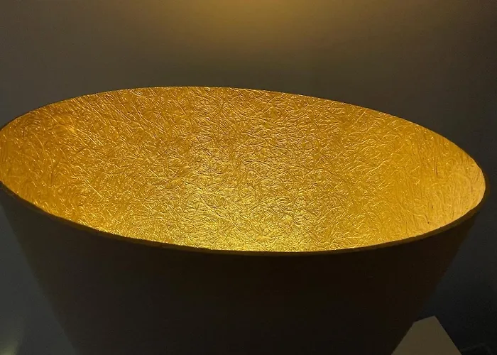 Maison Cathedrale - Ancien Atelier D'artiste Contemporain *