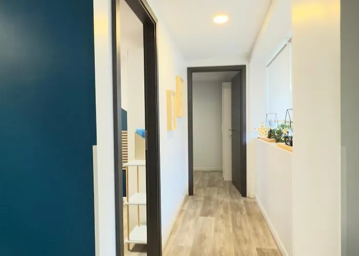 Maison Cathedrale - Ancien Atelier D'artiste Contemporain Vakantiehuis *